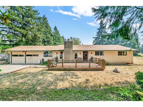 89713 UPPER JOHNSON CREEK RD, Walterville, OR 97489
