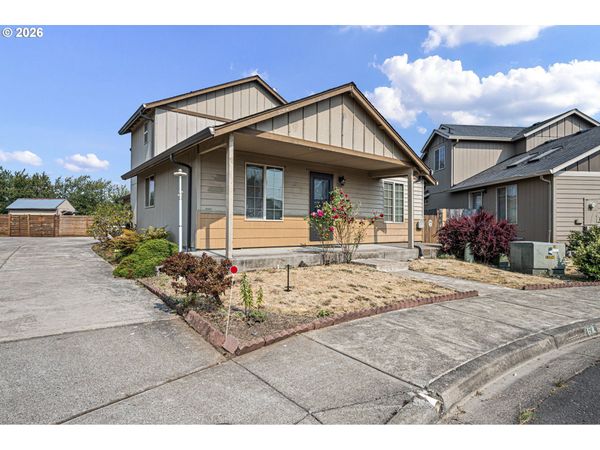 64 ALMOND WAY, Creswell, OR 97426