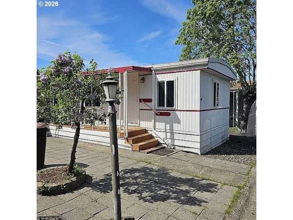 21100 NE SANDY BLVD, Unit 32, Fairview, OR 97024