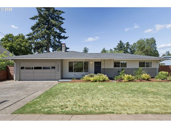 9609 N VAN HOUTEN AVE, Portland, OR 97203