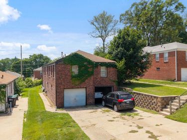 5829-5831 Lafayette Avenue, Omaha, NE 68132