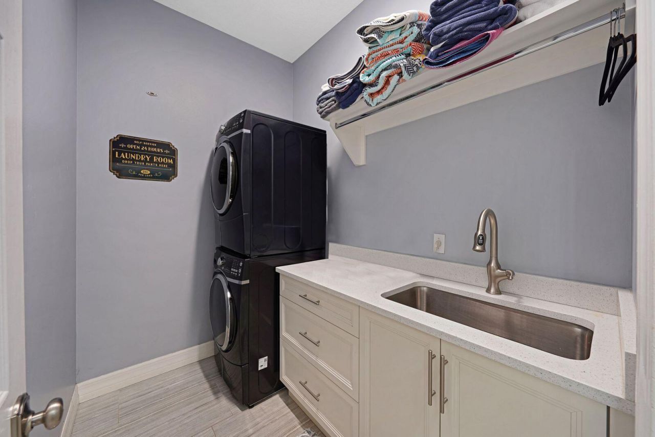 980 Delray Lakes Drive, Delray Beach, FL 33444 Photo