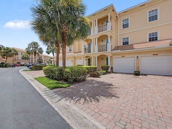 12590 SE Old Cypress Drive, Hobe Sound, FL 33455
