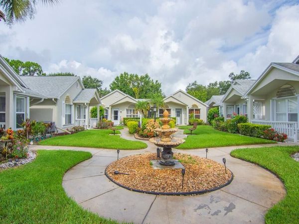 1201 NW LOMBARDY Drive, Port St. Lucie, FL 34986