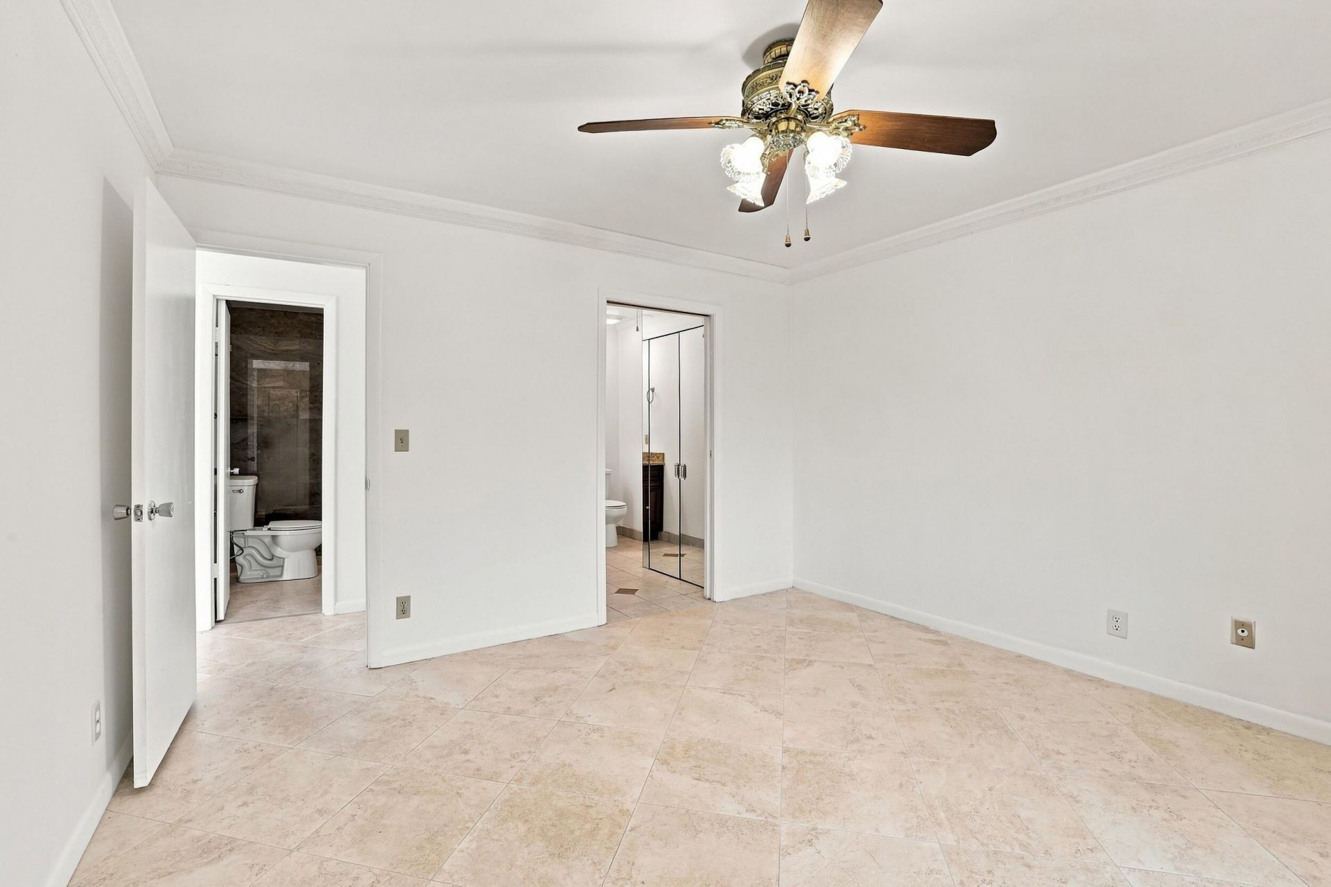 8829 Bella Vista Drive, Unit 282, Boca Raton, FL 33433 Photo