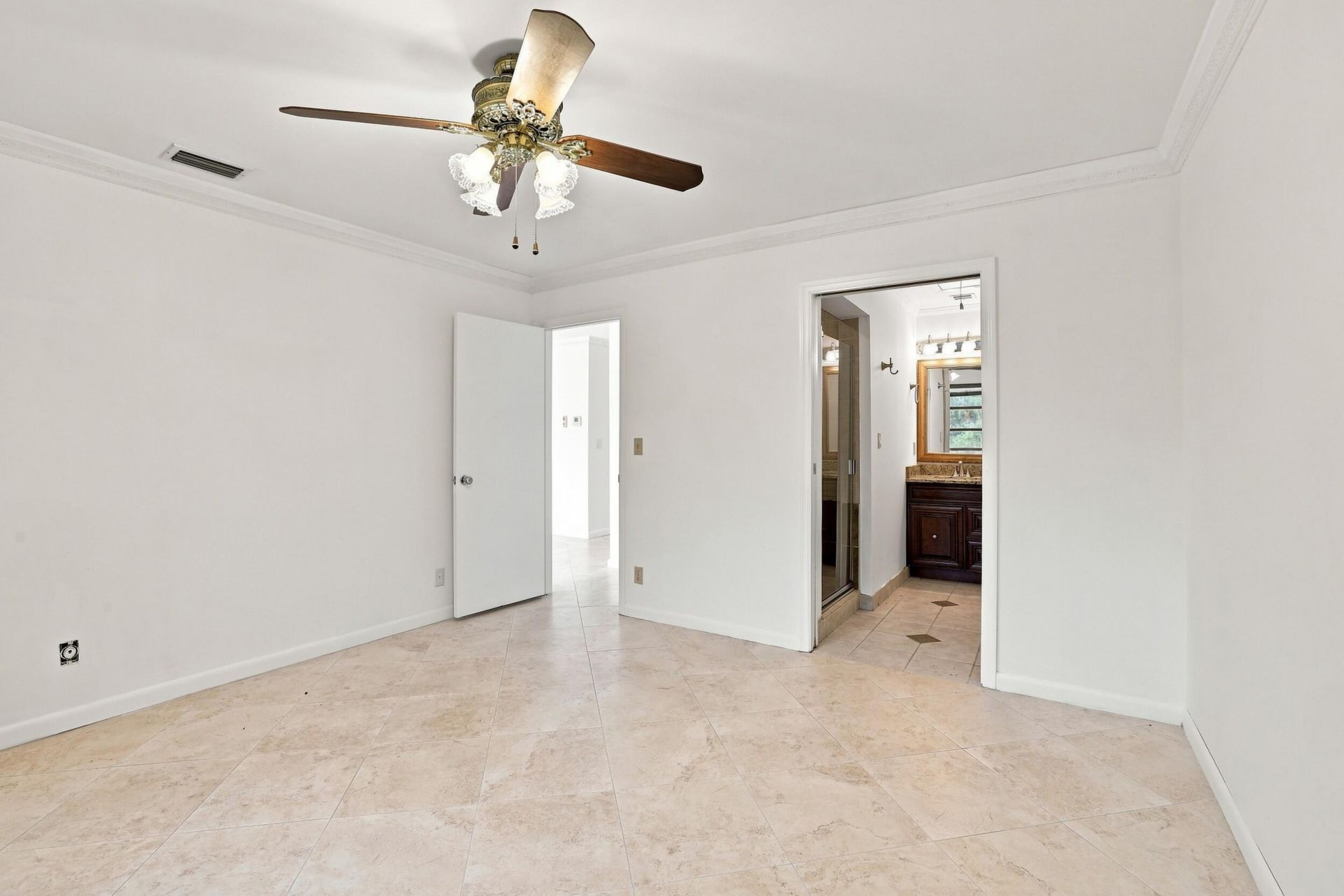 8829 Bella Vista Drive, Unit 282, Boca Raton, FL 33433 Photo