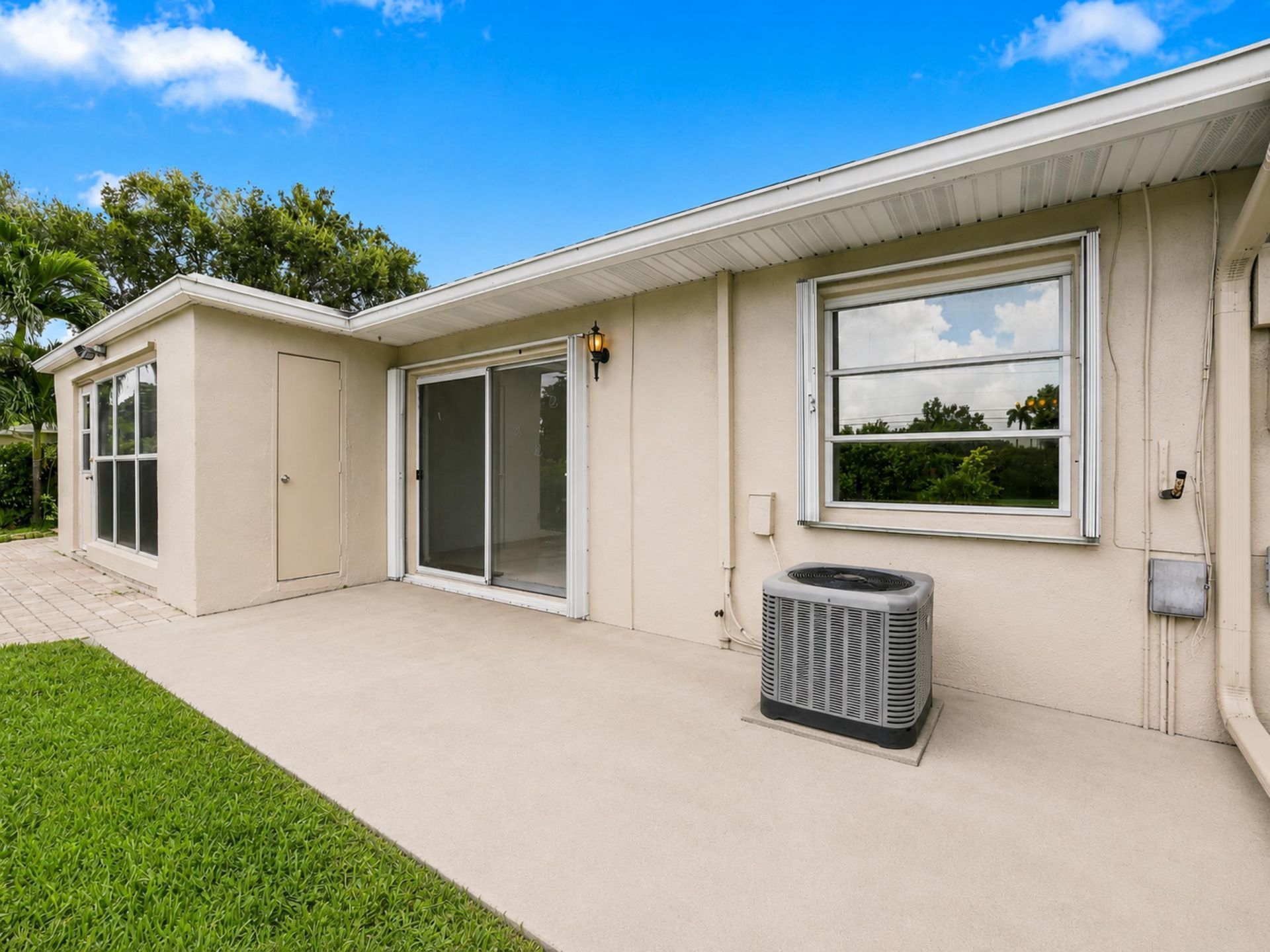 8829 Bella Vista Drive, Unit 282, Boca Raton, FL 33433 Photo