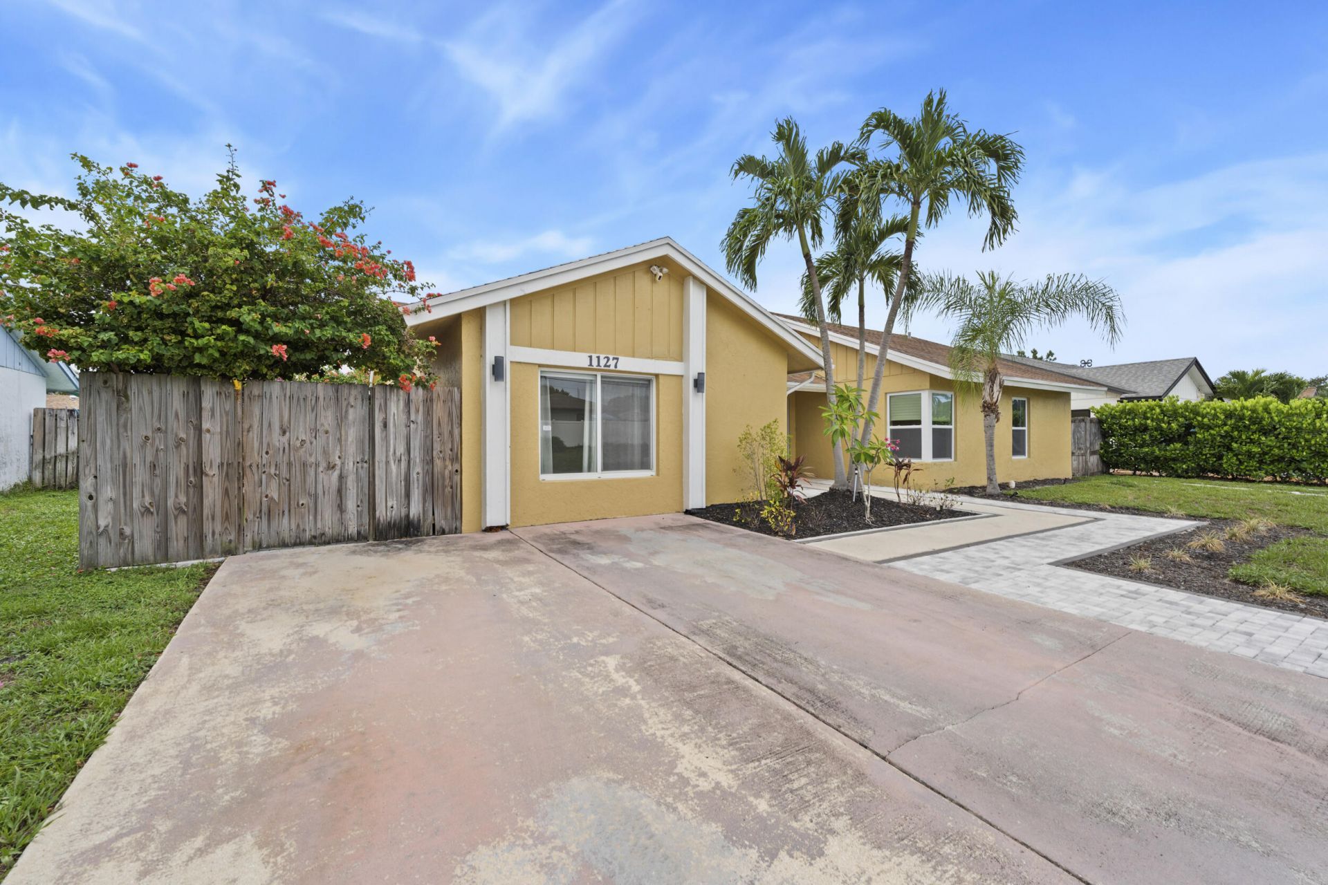 1127 NW 9th Street, Boynton Beach, FL 33426 Photo