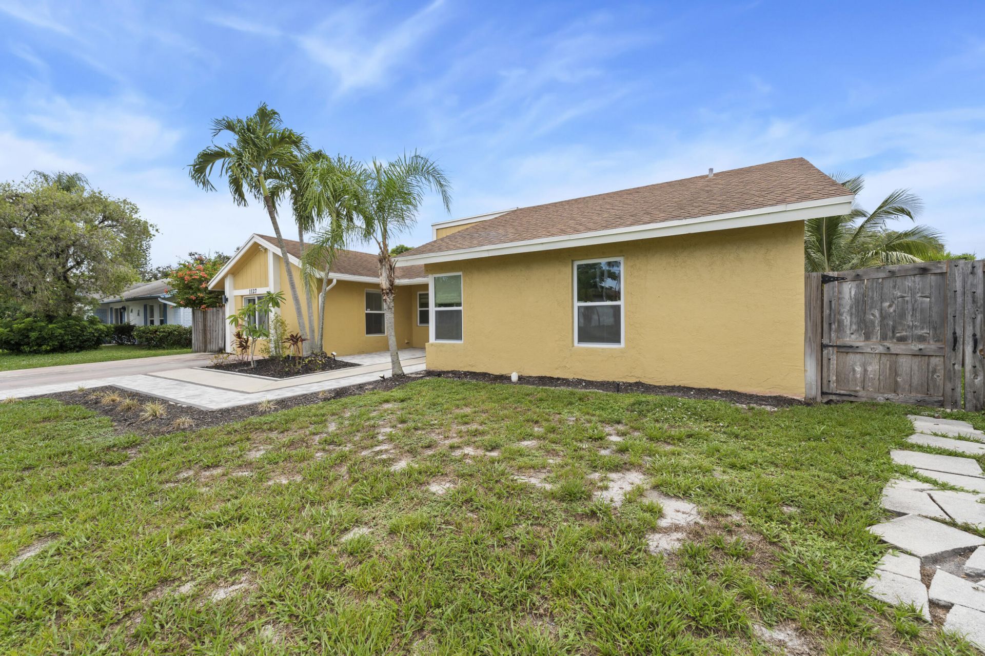 1127 NW 9th Street, Boynton Beach, FL 33426 Photo