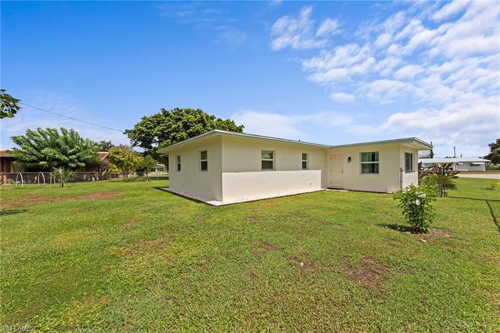 1212 Barnsdale St, Lehigh Acres, FL 33936 Photo