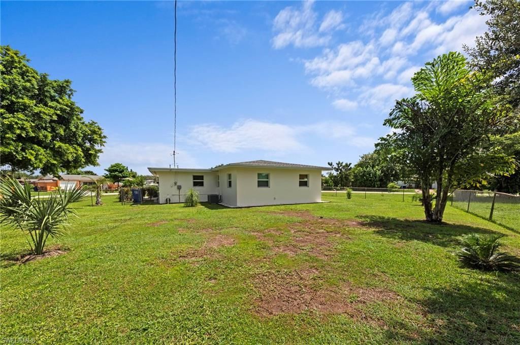 1212 Barnsdale St, Lehigh Acres, FL 33936 Photo