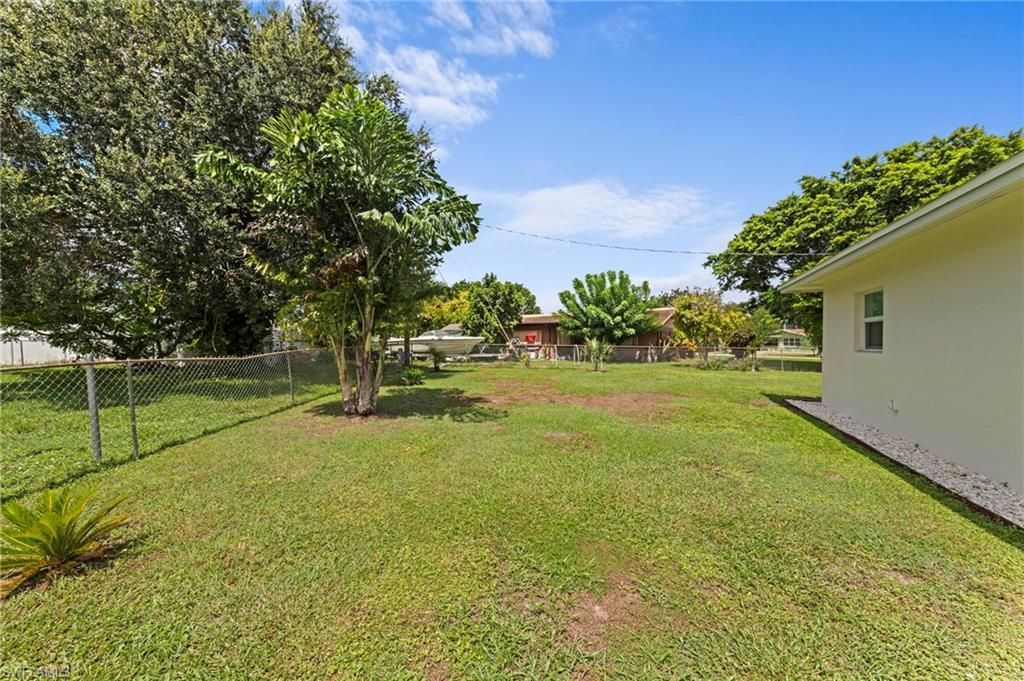 1212 Barnsdale St, Lehigh Acres, FL 33936 Photo