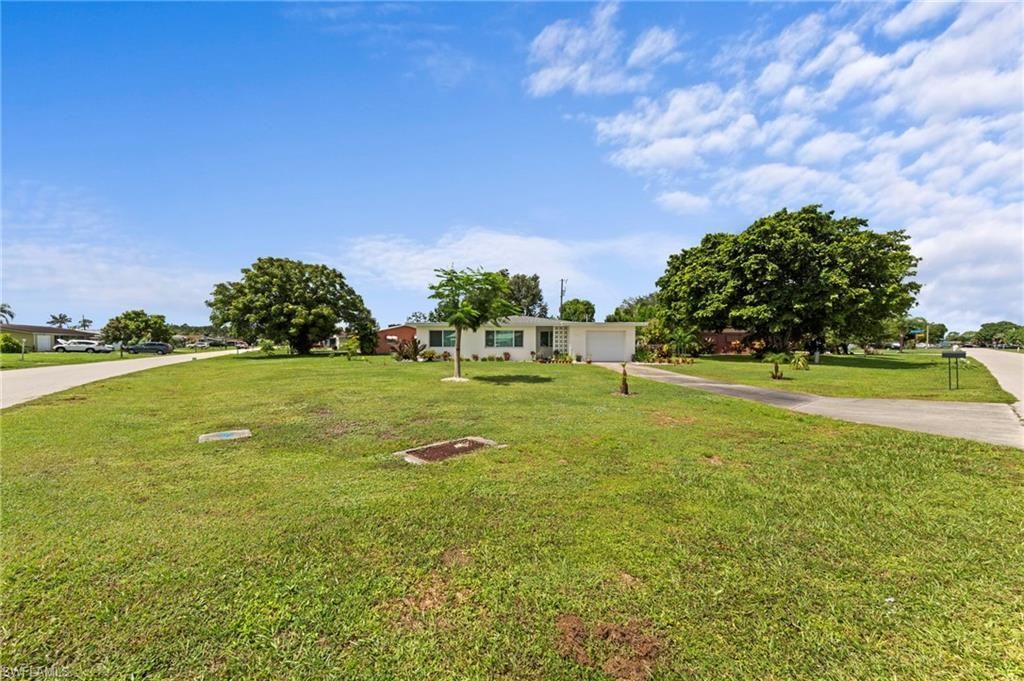 1212 Barnsdale St, Lehigh Acres, FL 33936 Photo