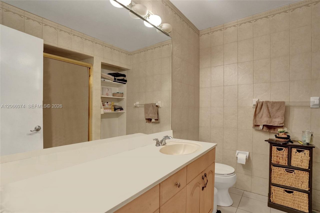 3003 Lakewood Ln, Hollywood, FL 33021 Photo