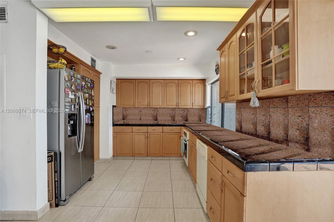 3003 Lakewood Ln, Hollywood, FL 33021 Photo