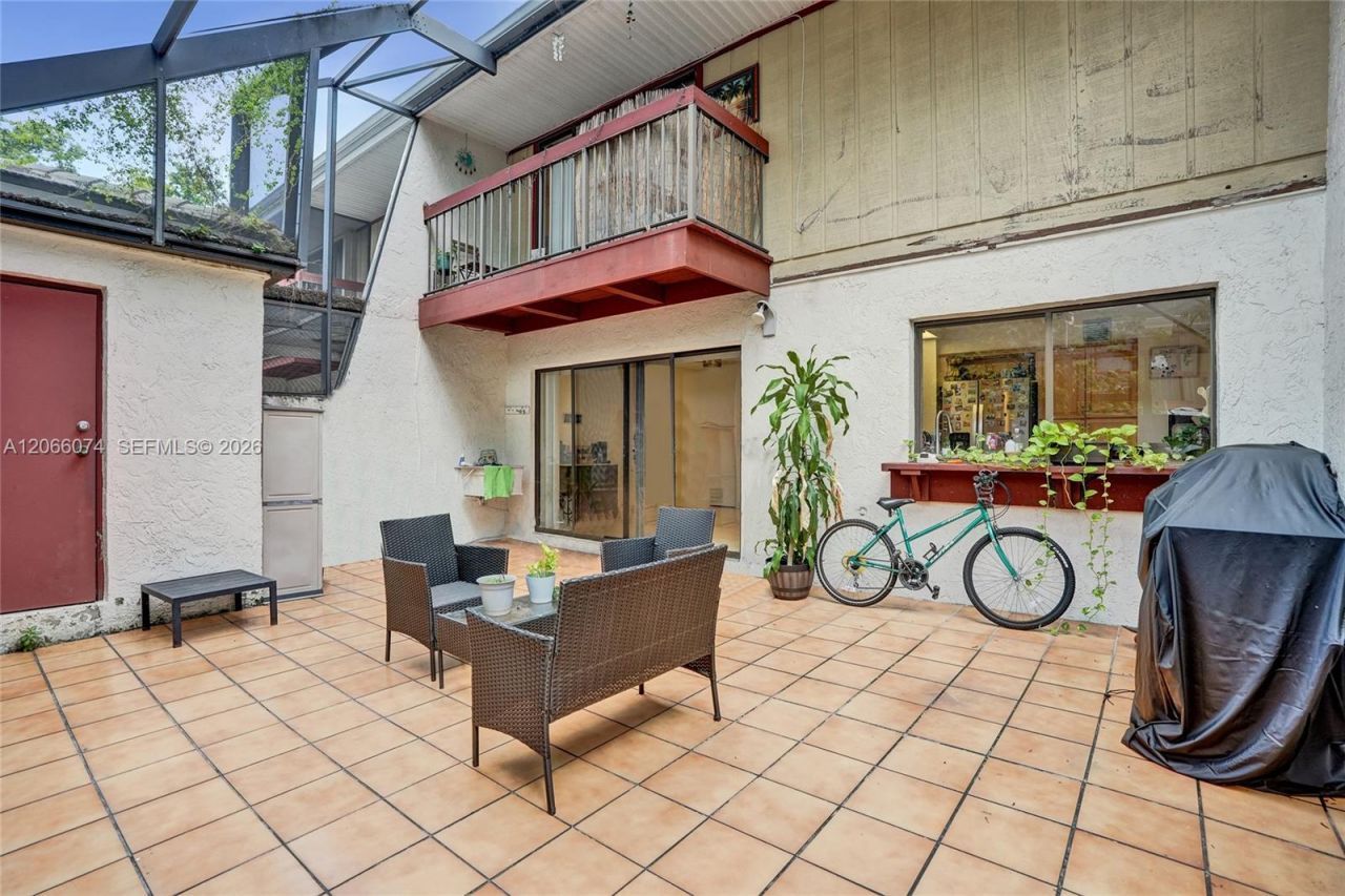 3003 Lakewood Ln, Hollywood, FL 33021 Photo