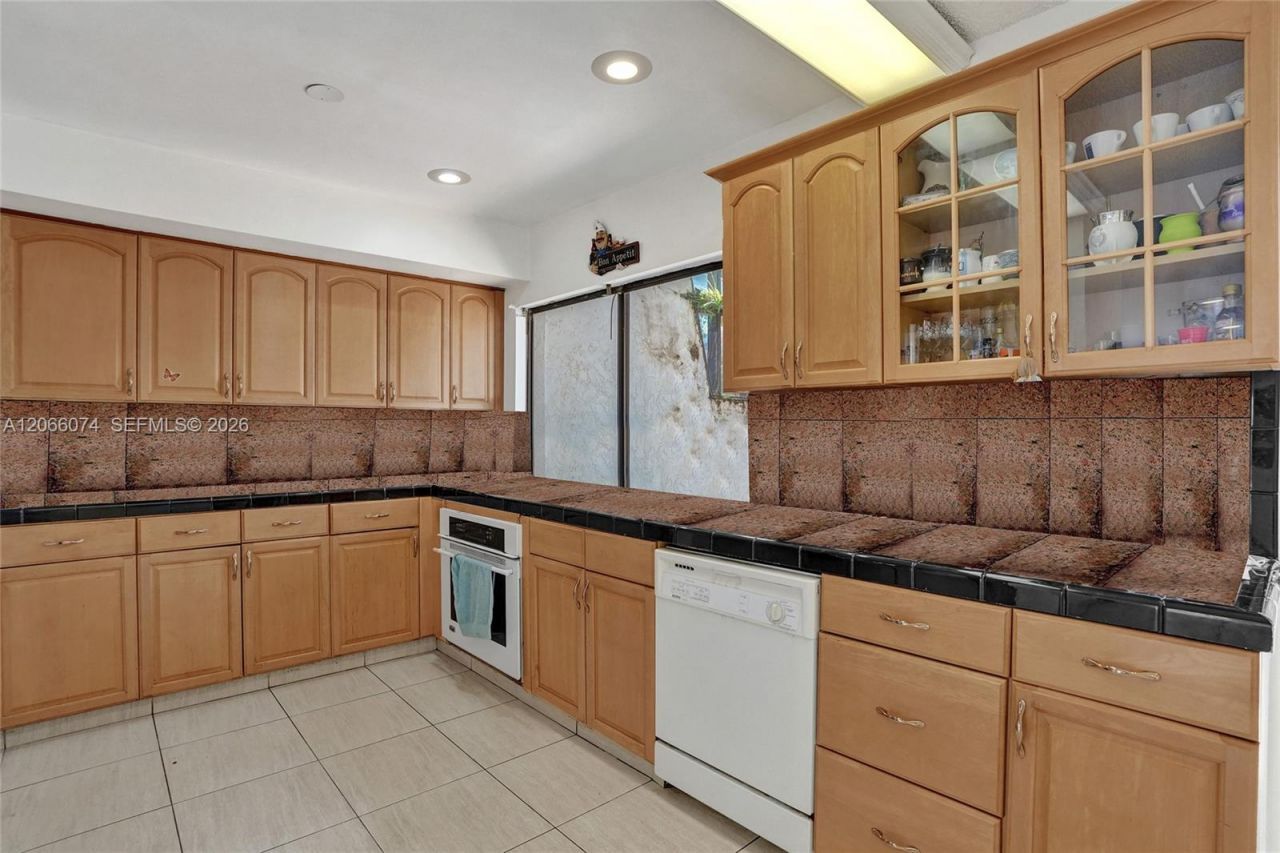 3003 Lakewood Ln, Hollywood, FL 33021 Photo
