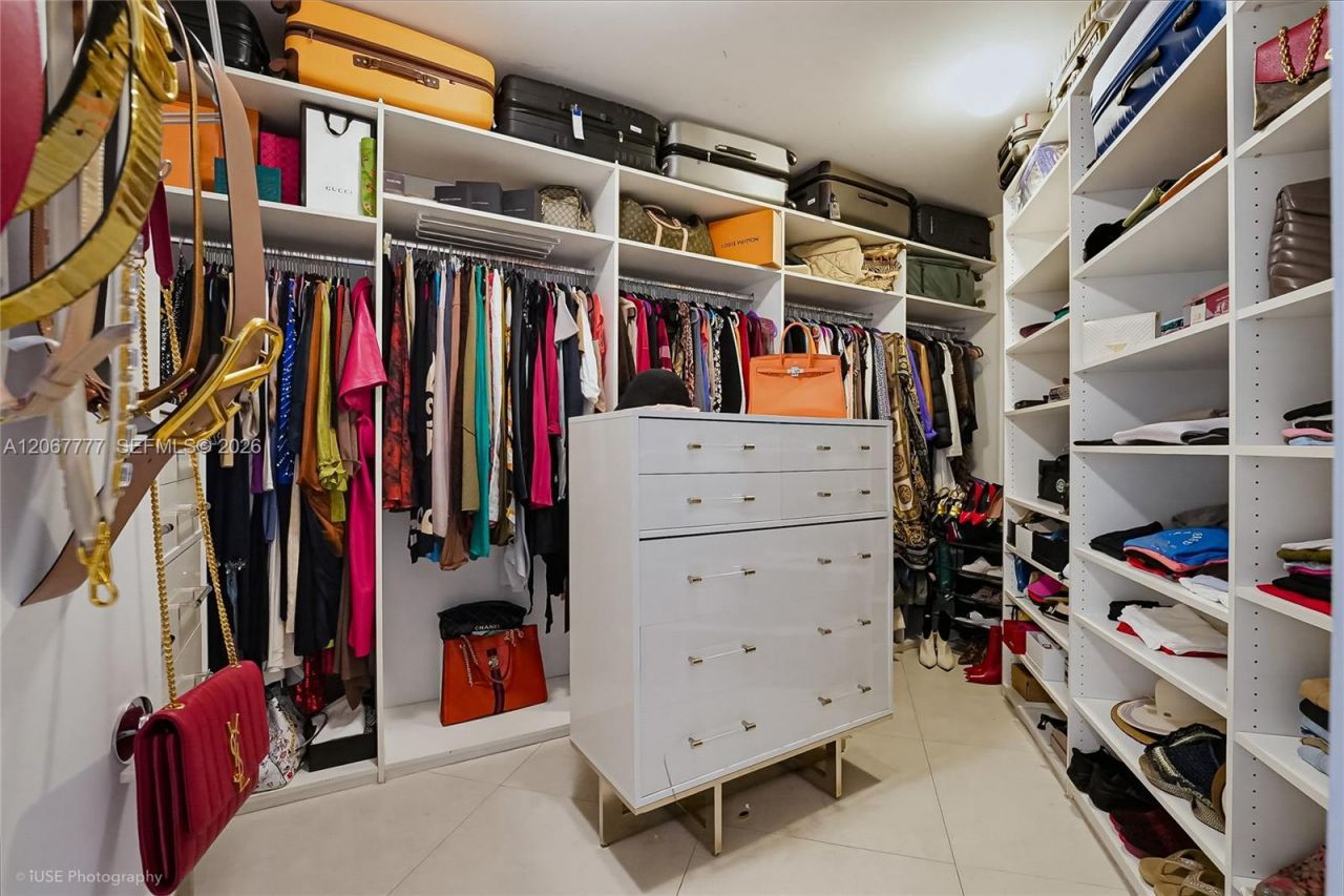 21200 Point Place, Unit 403, Aventura, FL 33180 Photo