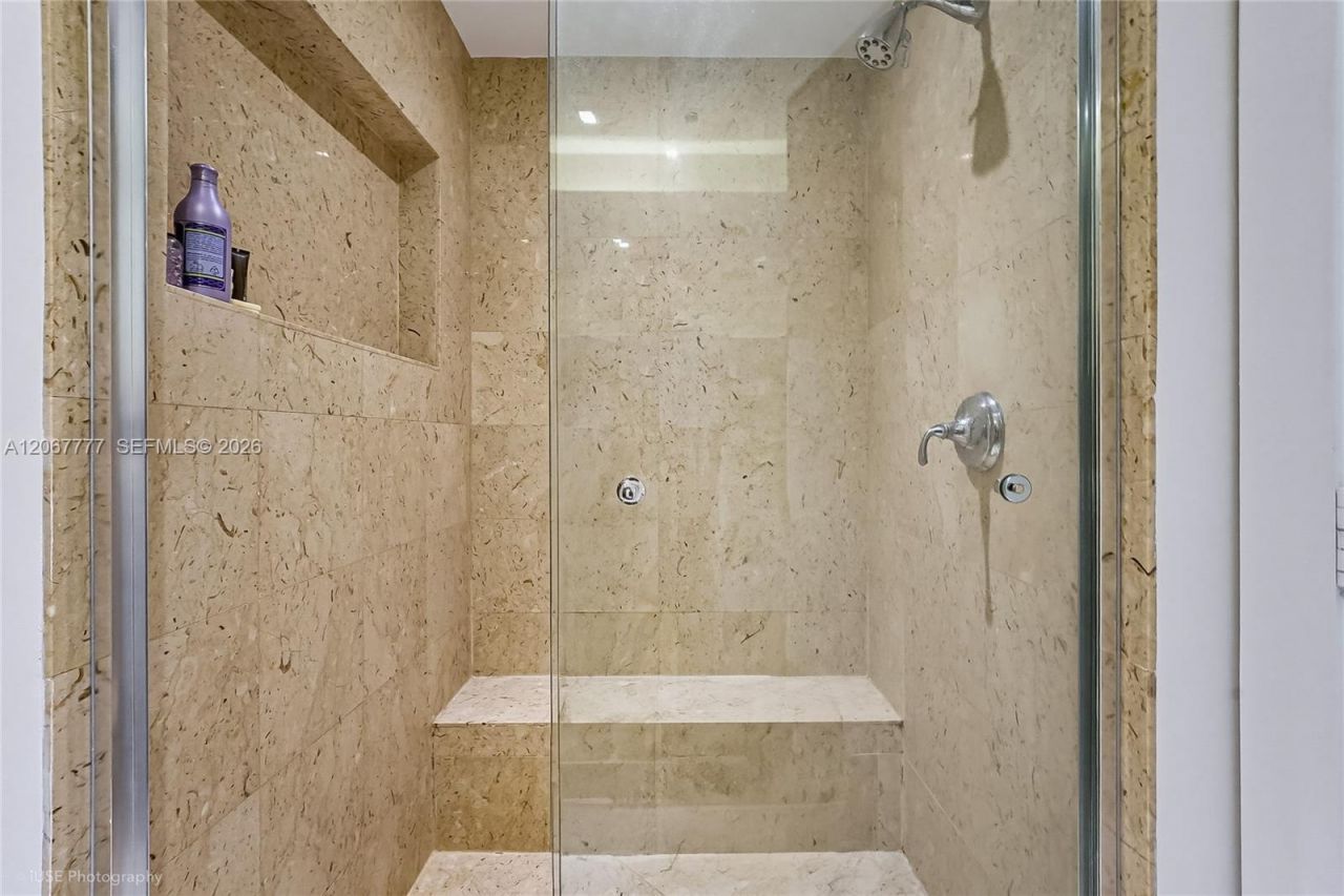 21200 Point Place, Unit 403, Aventura, FL 33180 Photo