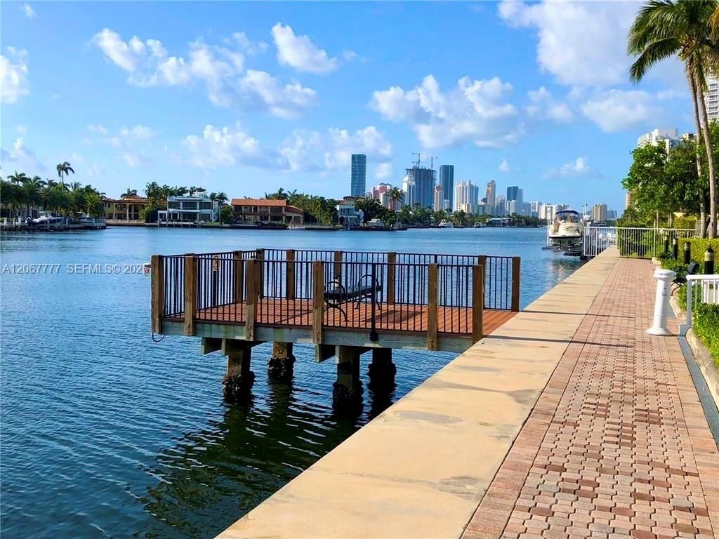 21200 Point Place , Unit 403, Aventura, FL 33180 Photo
