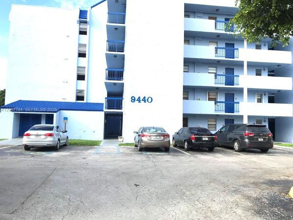 9440 Fontainebleau Blvd , Unit 212, Miami, FL 33172