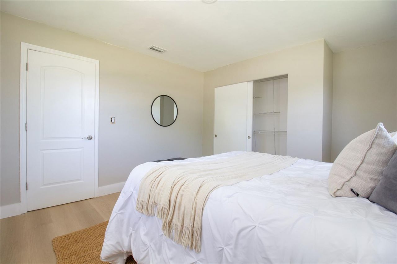 5919 33rd Avenue N, Saint Petersburg, FL 33710 Photo