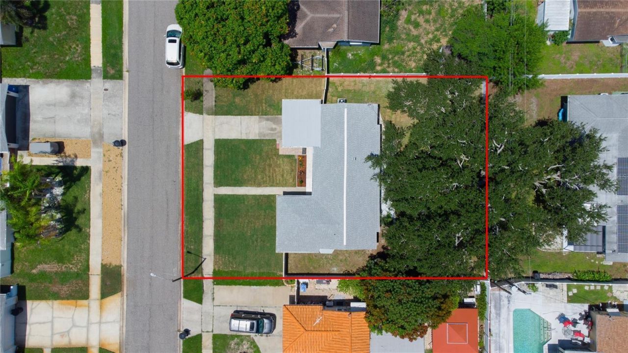 5919 33rd Avenue N, Saint Petersburg, FL 33710 Photo