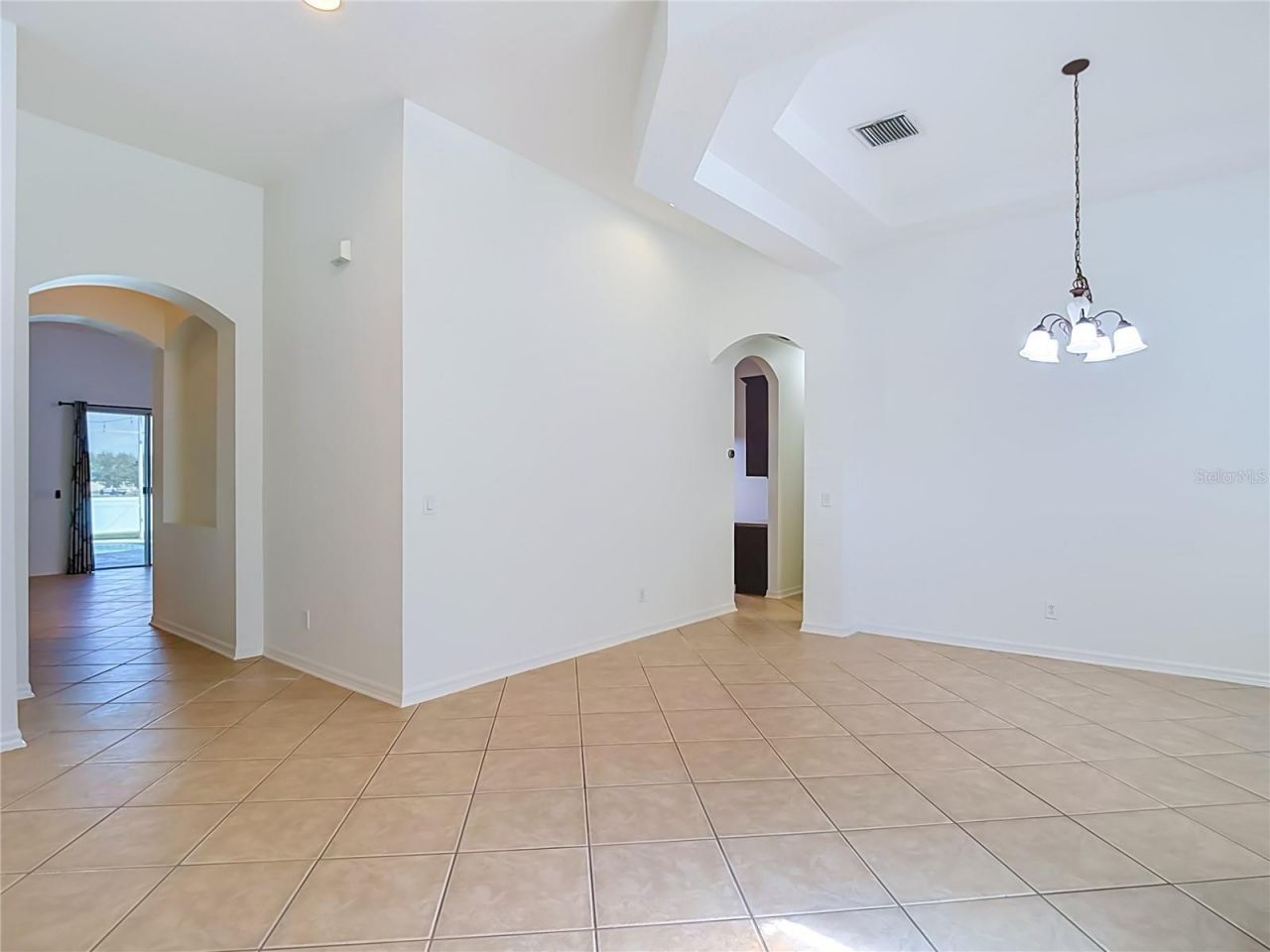 220 Ronja Lane, Valrico, FL 33594 Photo