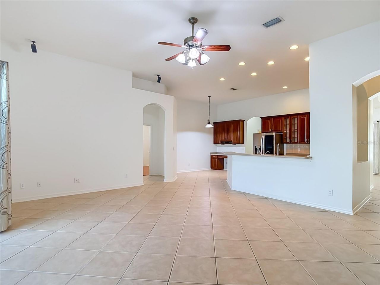 220 Ronja Lane, Valrico, FL 33594 Photo