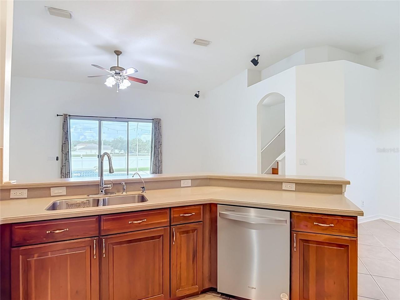 220 Ronja Lane, Valrico, FL 33594 Photo