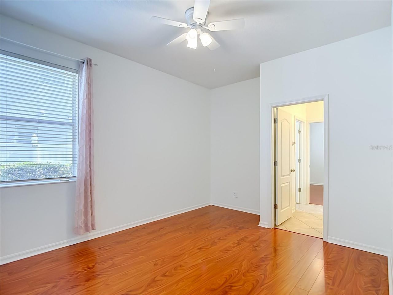 220 Ronja Lane, Valrico, FL 33594 Photo