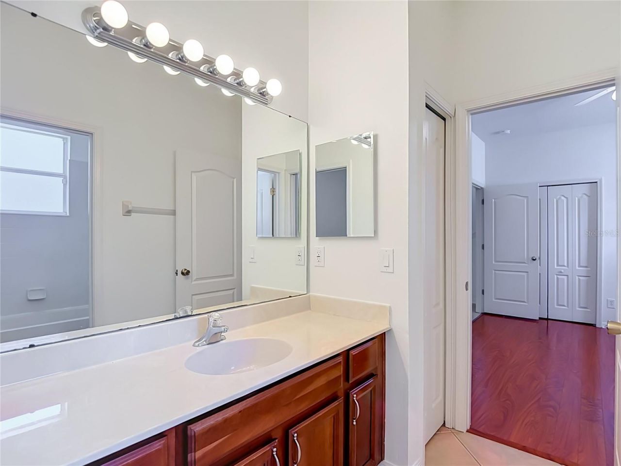 220 Ronja Lane, Valrico, FL 33594 Photo