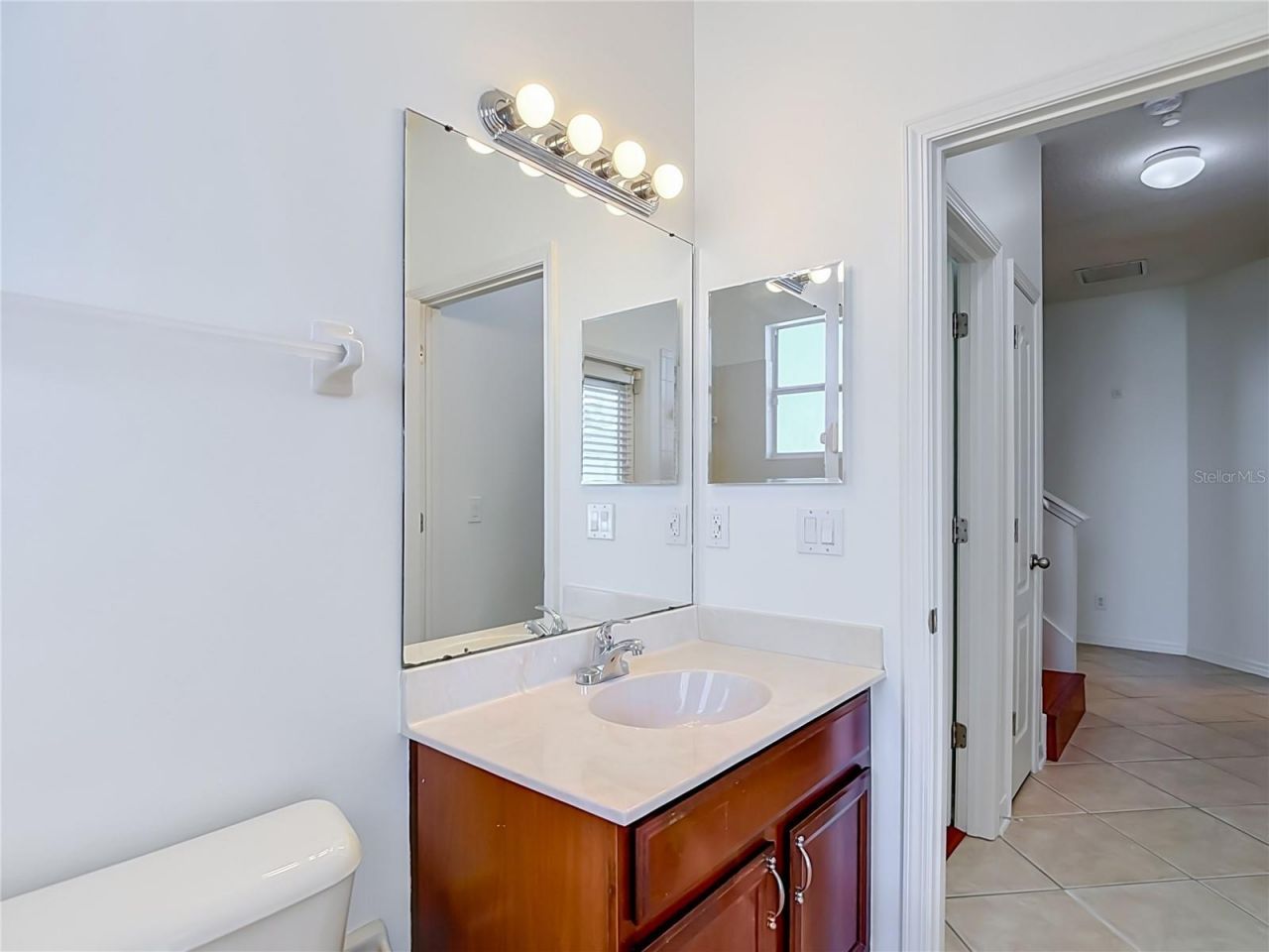 220 Ronja Lane, Valrico, FL 33594 Photo
