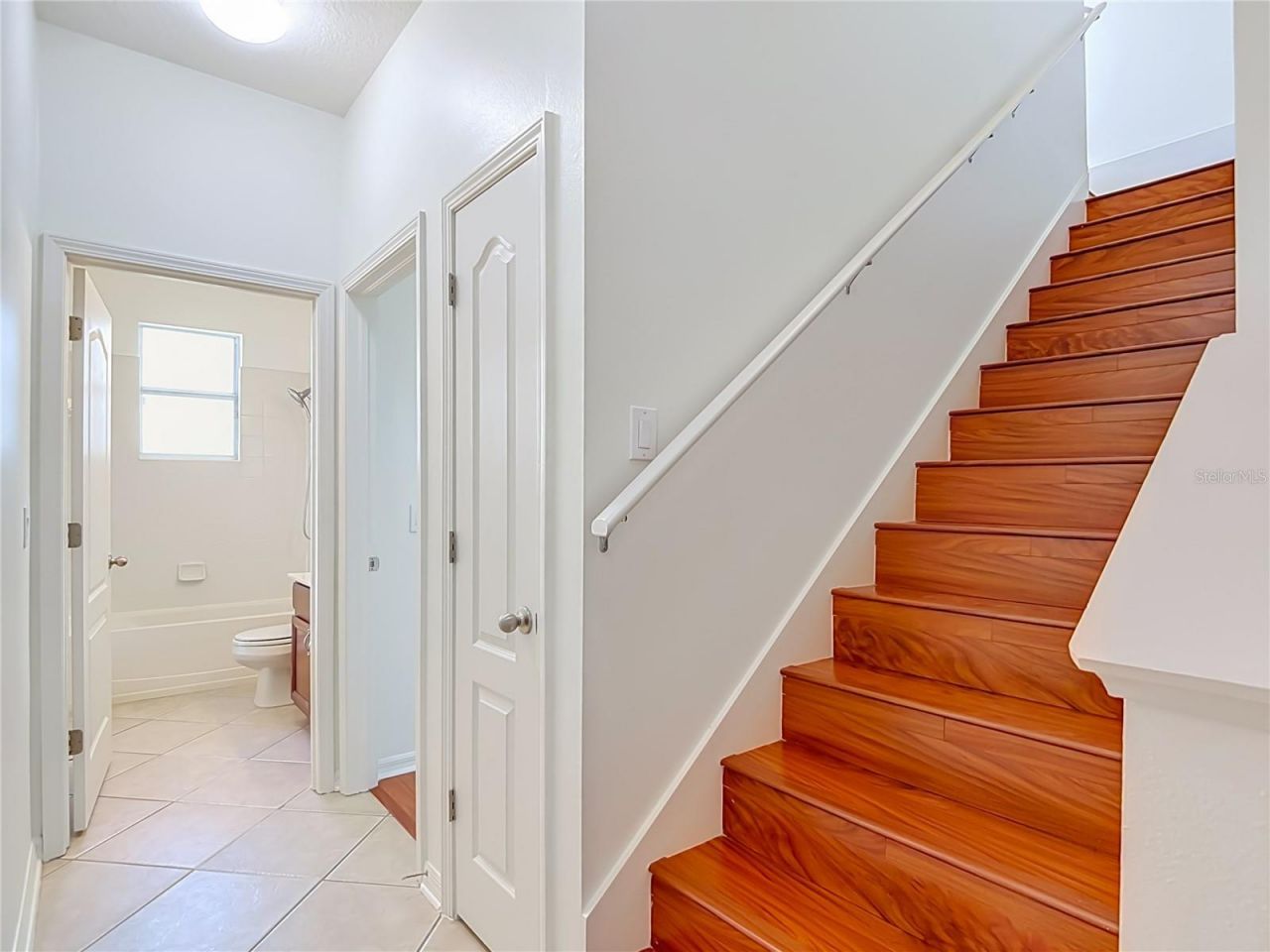 220 Ronja Lane, Valrico, FL 33594 Photo
