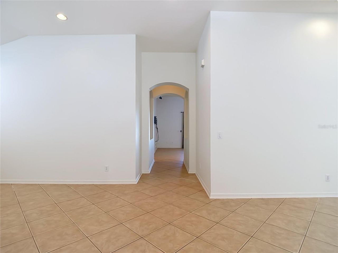 220 Ronja Lane, Valrico, FL 33594 Photo