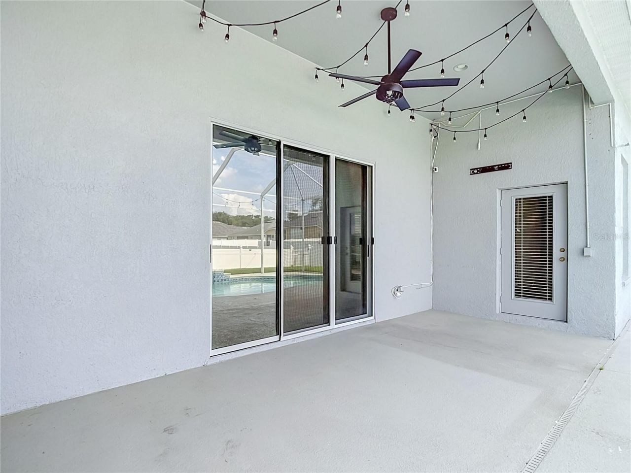 220 Ronja Lane, Valrico, FL 33594 Photo