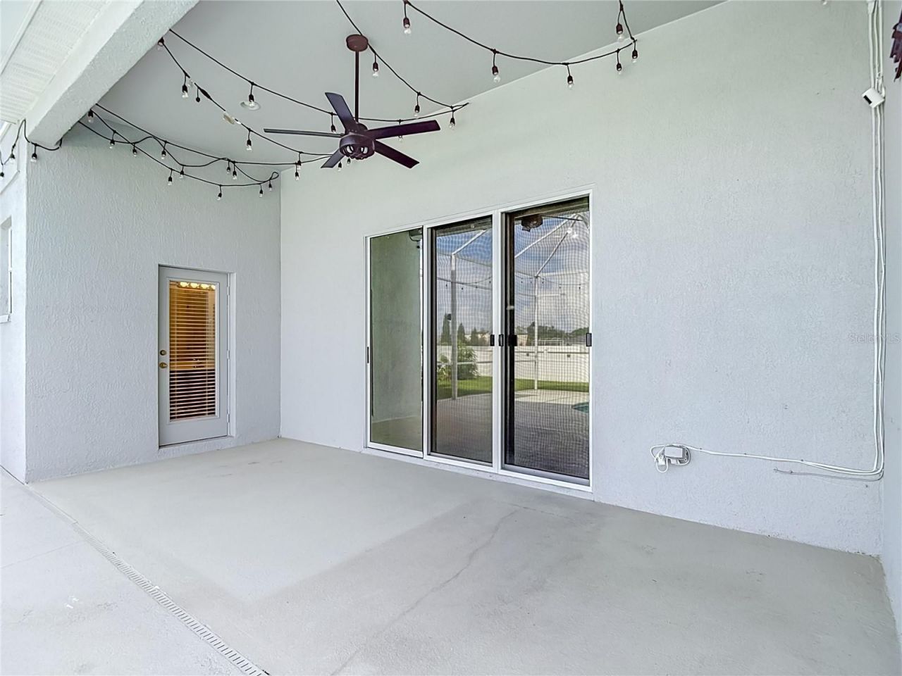 220 Ronja Lane, Valrico, FL 33594 Photo