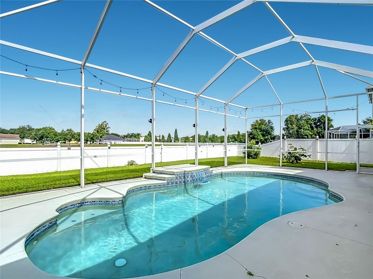 220 Ronja Lane, Valrico, FL 33594 Photo