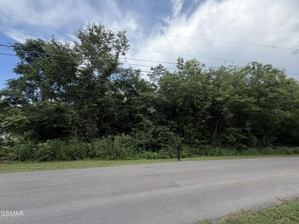 15 Sunrise Boulevard, Unit 15, Kodak, TN 37764