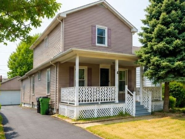 1612 Fruitland Avenue , Mayfield Heights, OH 44124