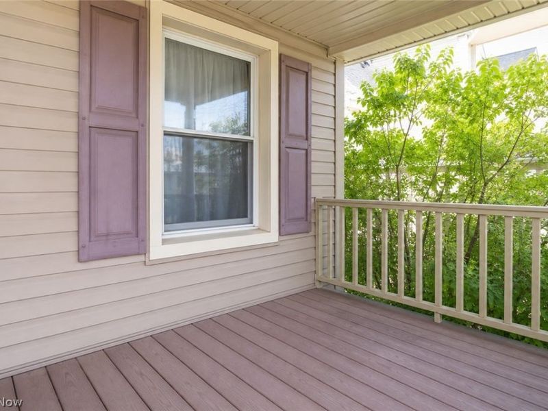 1612 Fruitland Avenue , Mayfield Heights, OH 44124 Photo 2