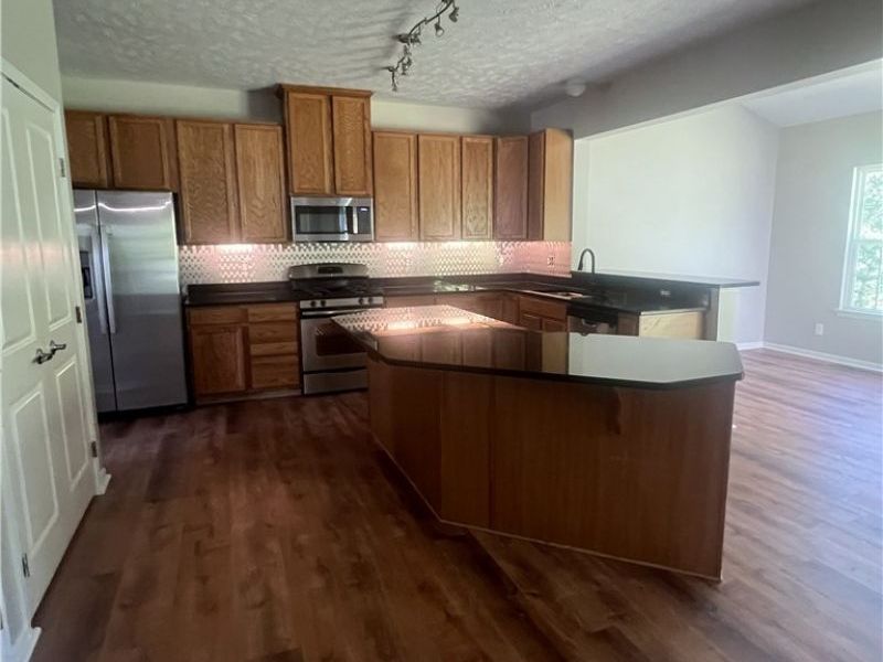 6161 Whitetail Run , Bedford, OH 44146 Photo 2