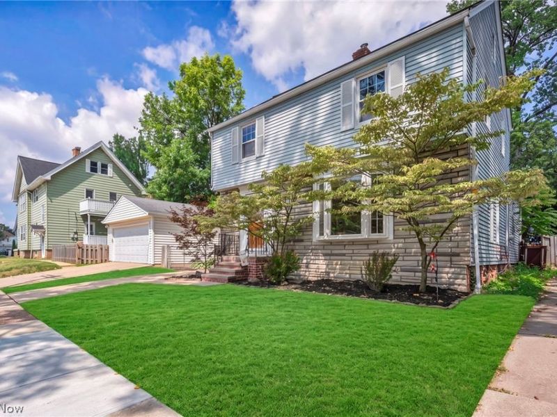 16810 Seneca Avenue , Lakewood, OH 44107 Photo 2
