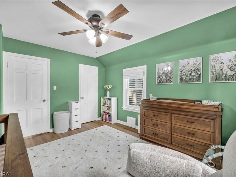 16810 Seneca Avenue , Lakewood, OH 44107 Photo 32