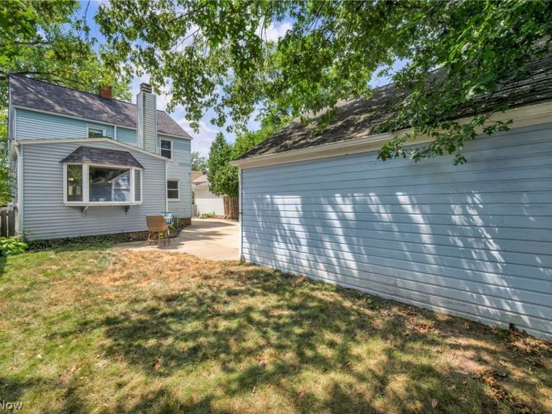 16810 Seneca Avenue , Lakewood, OH 44107 Photo 7