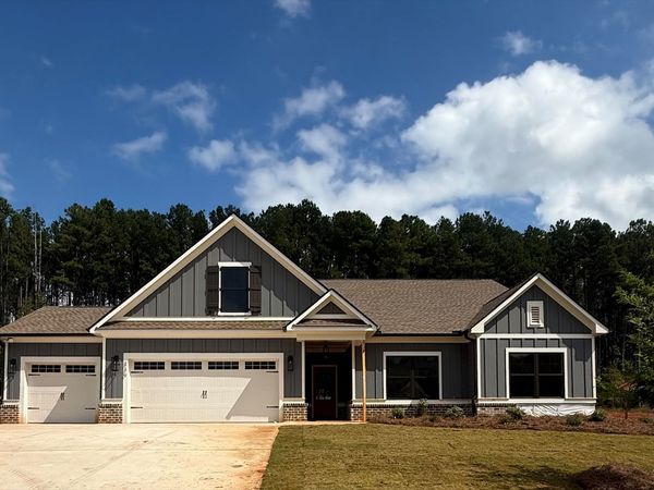 330 Weslyn Drive, Social Circle, GA 30025