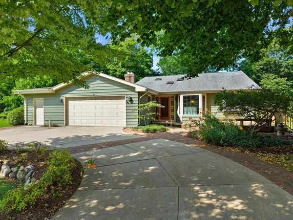 12655 N River Forest CIRCLE, Mequon, WI 53092