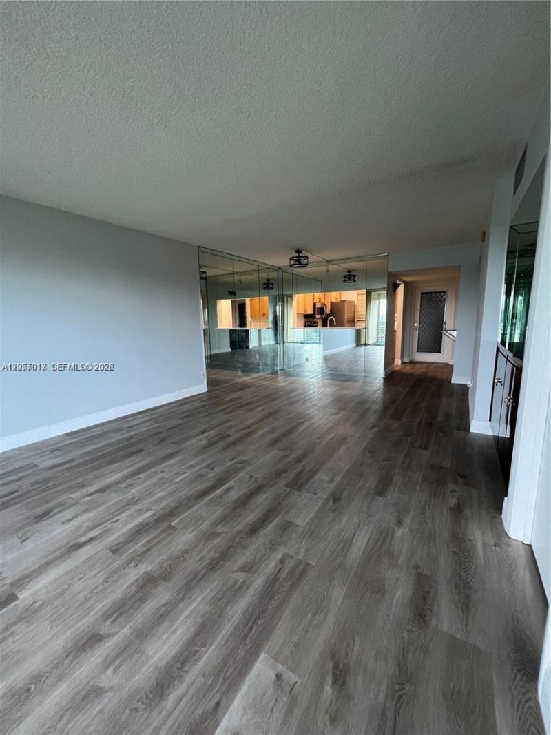 9520 Seagrape Dr , Unit 403, Davie, FL 33324 Photo