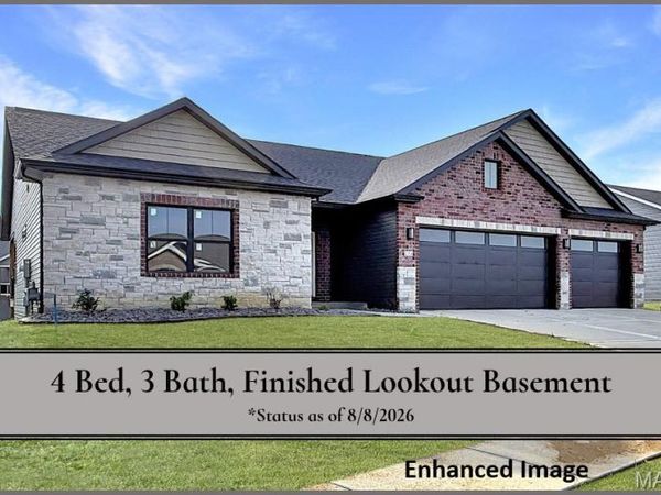 254 Smola Woods Court , Glen Carbon, IL 62034