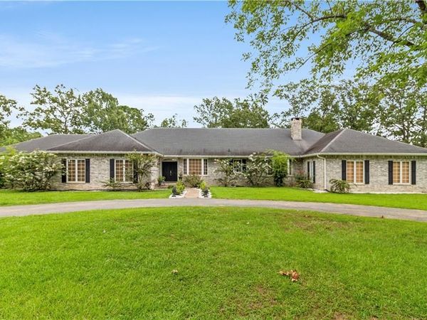 219 SHORELINE Road, Natchitoches, LA 71457